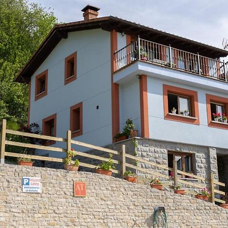 La Besnada Apartment Cangas de Onis Luaran gambar